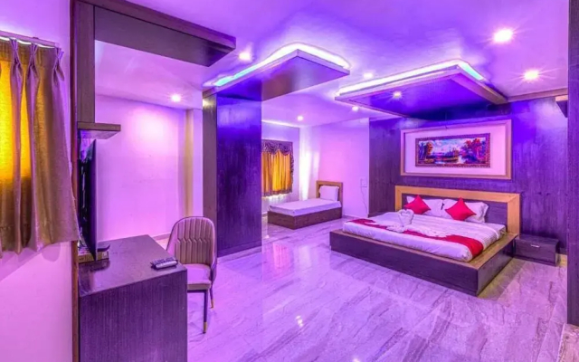 Hotel PKP Grand