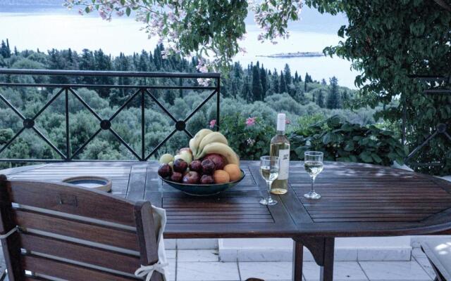 Evreti Villa with Stunning views, near Fiscardo