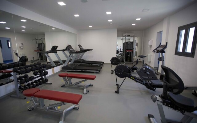 Paleros Beach Resort