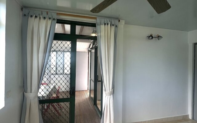Tiare - Faaroa Bay Villa