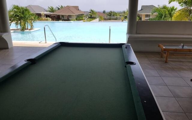 Sea Breeze Villa at Coolshade