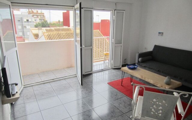 Apartment 400 Meters From the Beach
