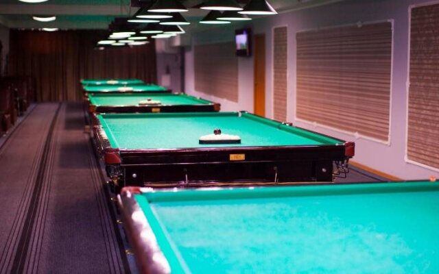 Azamat Hotel