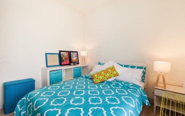 LENA, 2BDR Southbank Apartment – Guest Rooms – Melbourne