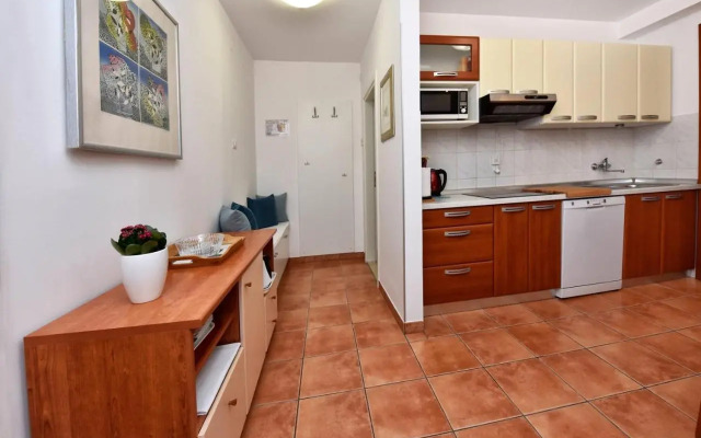 Apartments Sanja in one of favourite part of Poreč beach area