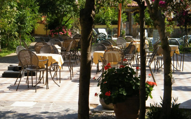 Hotel Villaggio Tabù