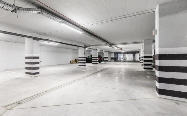 PREMIUM Apartments New Town Private Parking Included