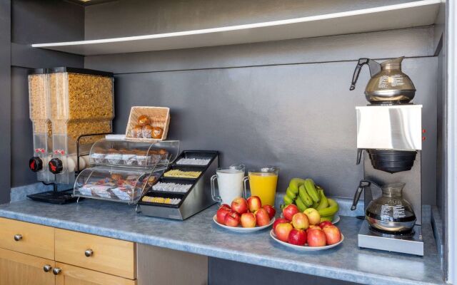 Thriftlodge by Wyndham Regina North