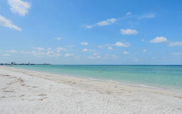 The Beach House 2 Bedroom Condo