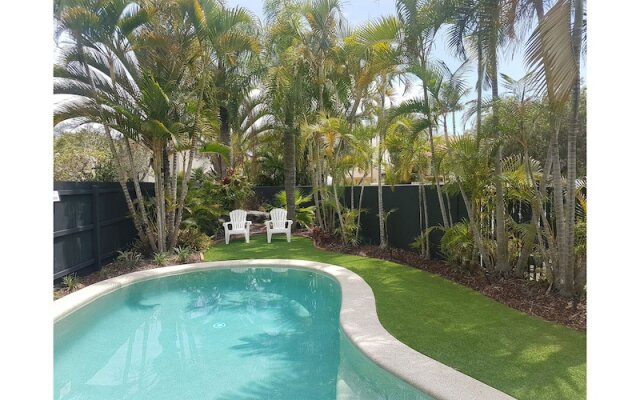 Unit 4 Weyba Lodge Noosa