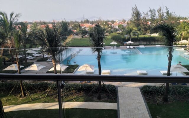 Ocean Suites Apartment