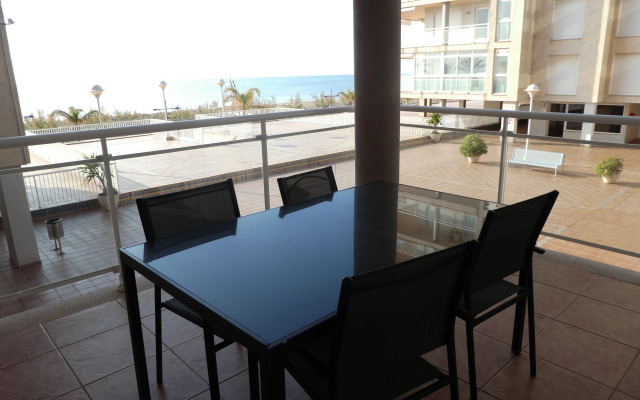 Apartamentos Argenta Caleta 3000