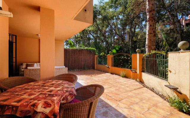 Playa Alicate, 2 Bedroom Beach Apartment