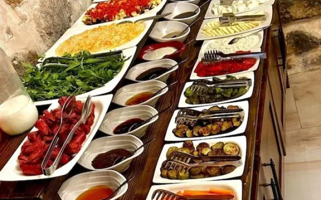 Fairouz Otel