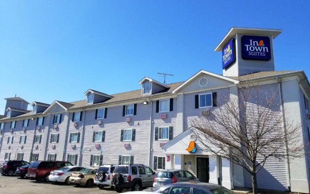 InTown Suites Extended Stay Indianapolis IN - College Park/Michigan Road