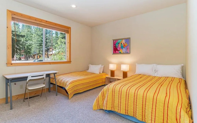 Cedar Chateau w/ Game Room & HOA Access!