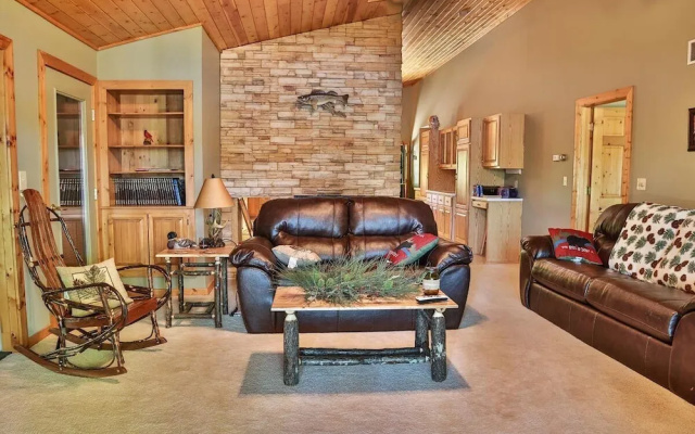Esox Inlet - 4 Br Home