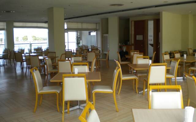 Hotel Sea Paradise Inn