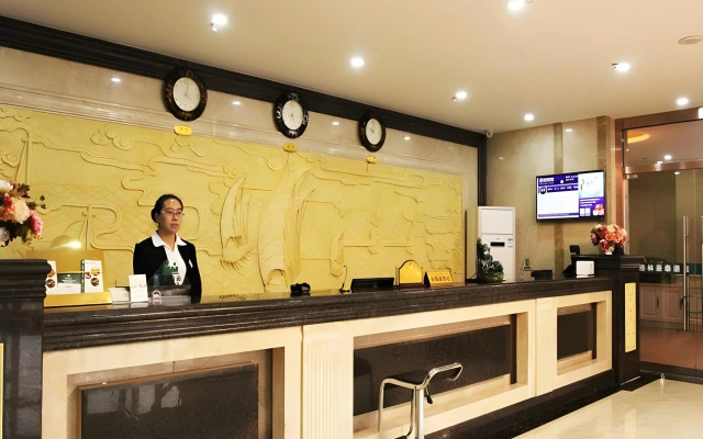 GreenTree Inn ZhangJiaKou XiaHuaYuan District XinChen Road Express Hotel