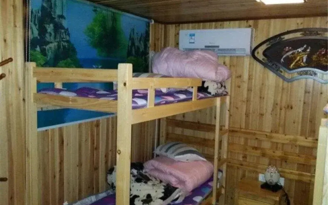 Lushan Yunzhongju Hostel