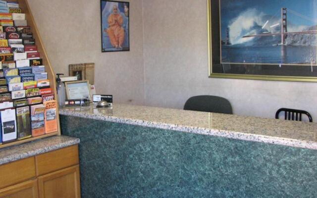 Budget Inn