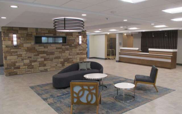 Best Western Plus Isanti