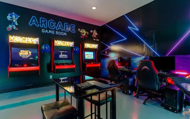 Castle Pines Court Retreat