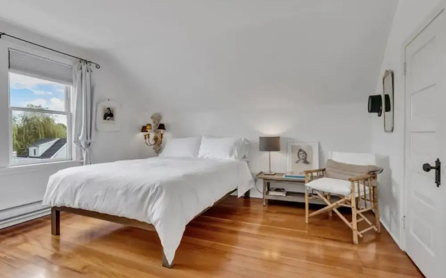 Queen Elizabeth Park Home