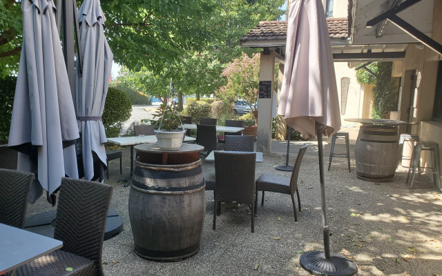 greet Hotel Massieux Lyon Nord