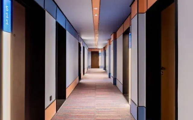 Hanting Hotel (Ordos Dongsheng Shopping Center)
