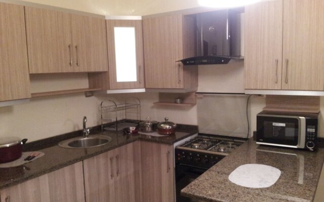 Cozy Dair Ghbar Apartments