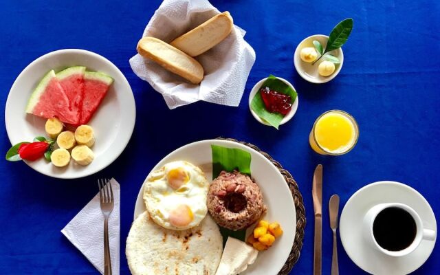 Finca Hotel Bosques del Samán Alcalá