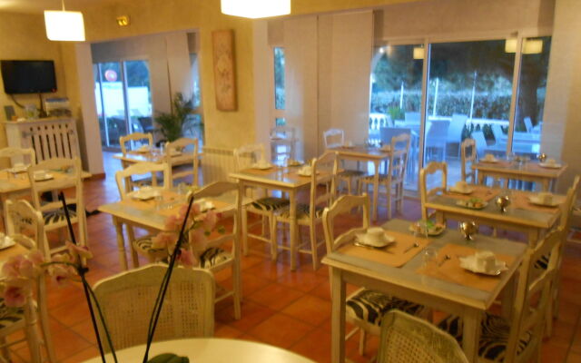Hotel Restaurant Athena