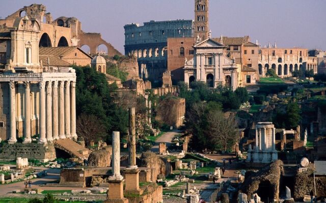 Apartment at the Roman Forum in the Center of Rome