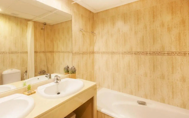 Marina Duquesa Apartment