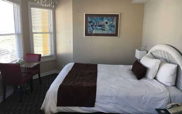 Glenmore Plaza Hotel