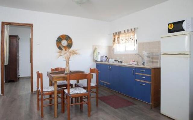 Karmey Har Hanegev Farm