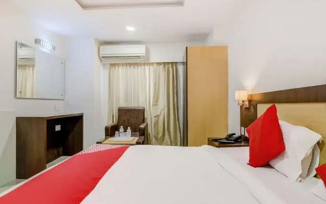 FabHotel Leela Grand Inn