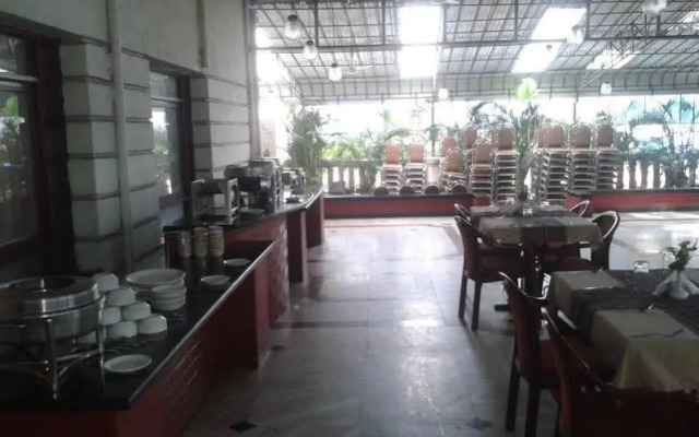 Hotel Kohinoor Park