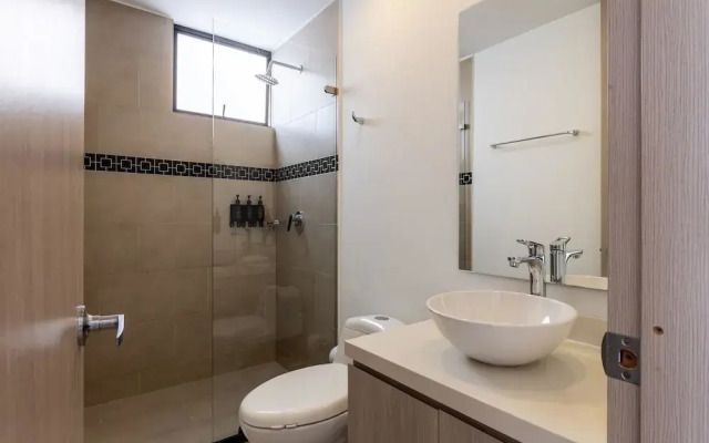 w Comfortable Loft in Santa Ana