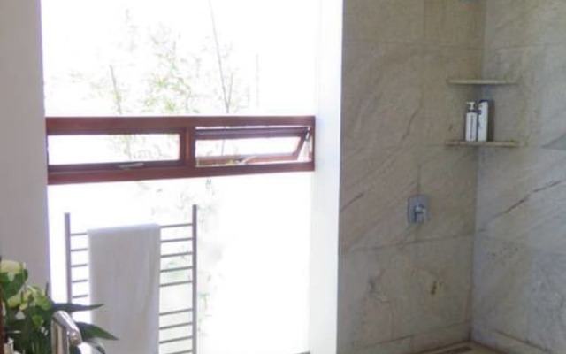 Cheviot Green Point Villa