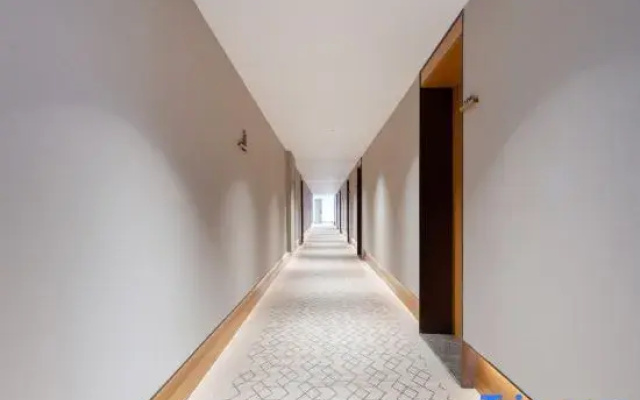 JI Hotel (Chongqing Dadukou Pedestrian Street Tian'an Digital City)