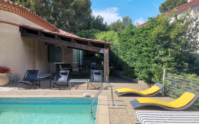 CASSIS HOSTEL Les Heures Claires