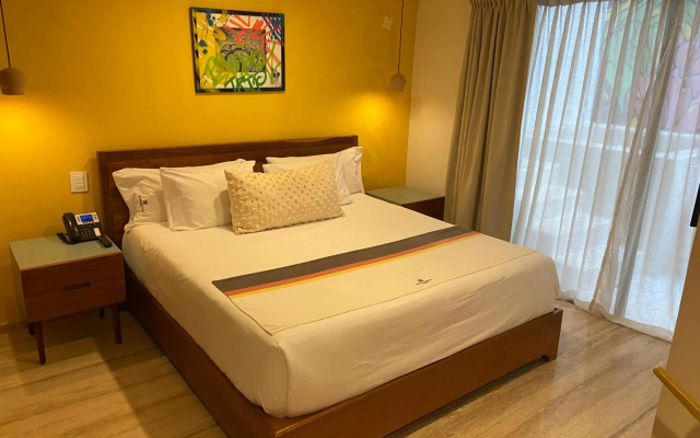 Auténtico Vertical Hotel