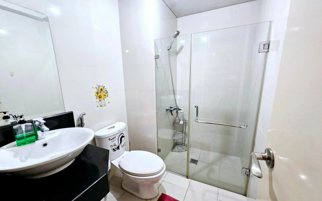 PRS at One Palm Tree Villa near Airport