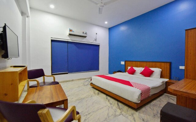 Hotel Rockstar by OYO Rooms