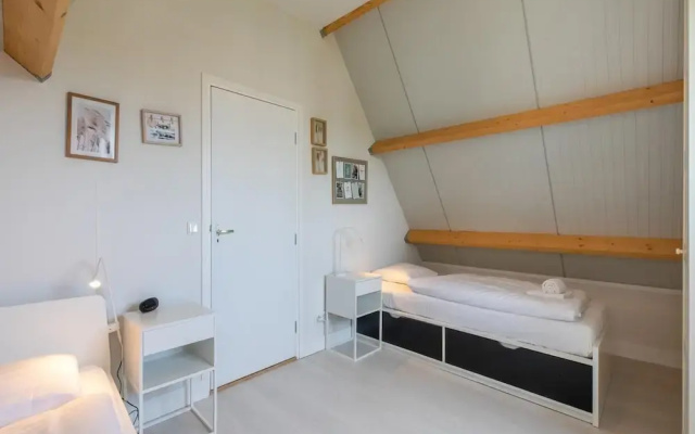 Holiday Home in Renesse Near Seabeach