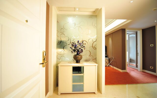 Wealthy All Suite Hotel Suzhou