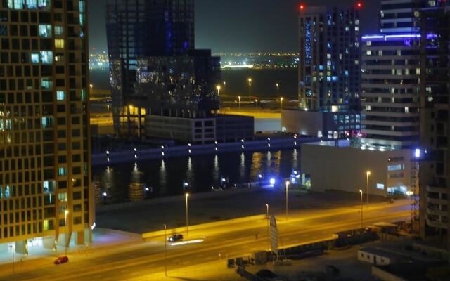 City Nights Holiday Homes - Burj Al Nujoom Tower