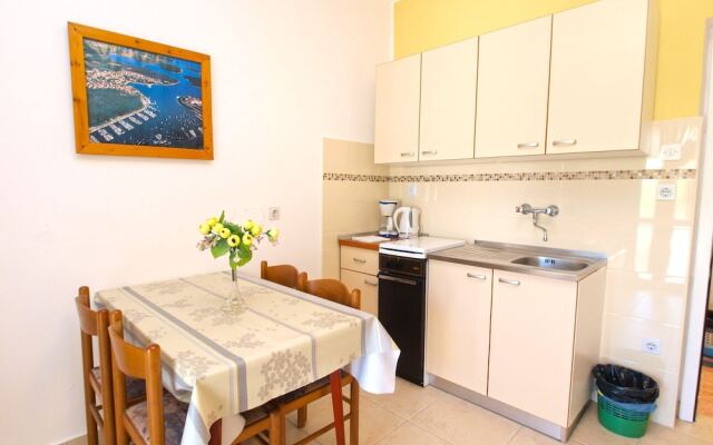 Apartment Neven 810